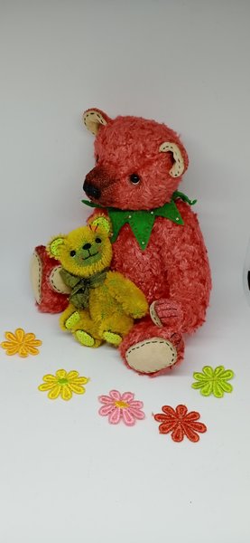 Strawberry Jam-vitamin of happiness by Vera Toys Bear Pile