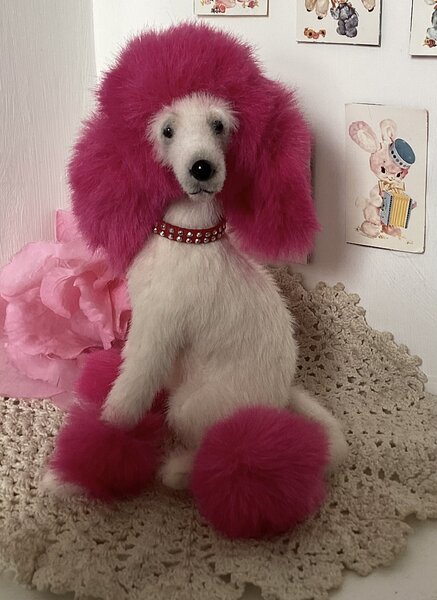 Miss Magenta by Wee Scone Bear Pile