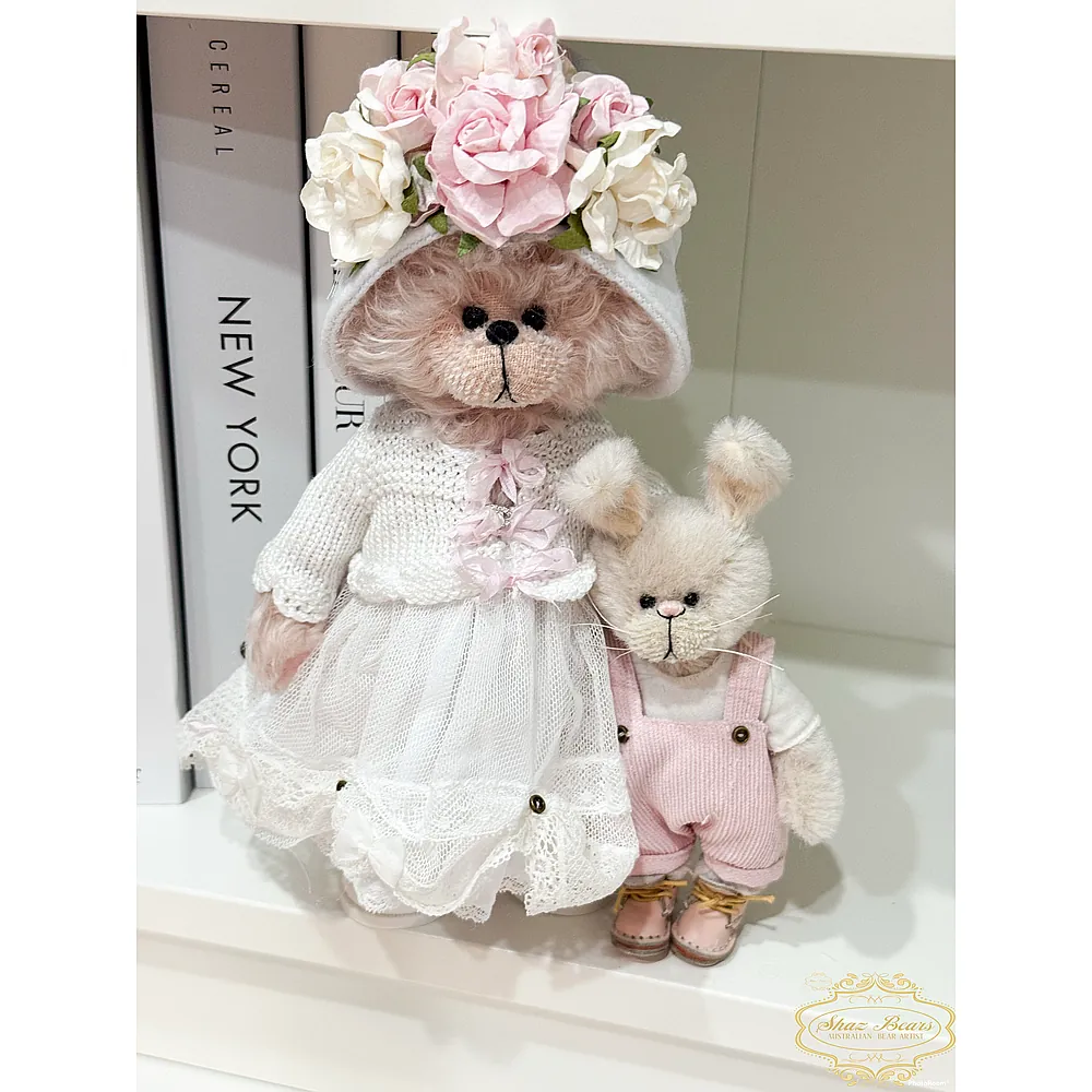 Evelyn and Eve by Shaz Bears - Bear Pile