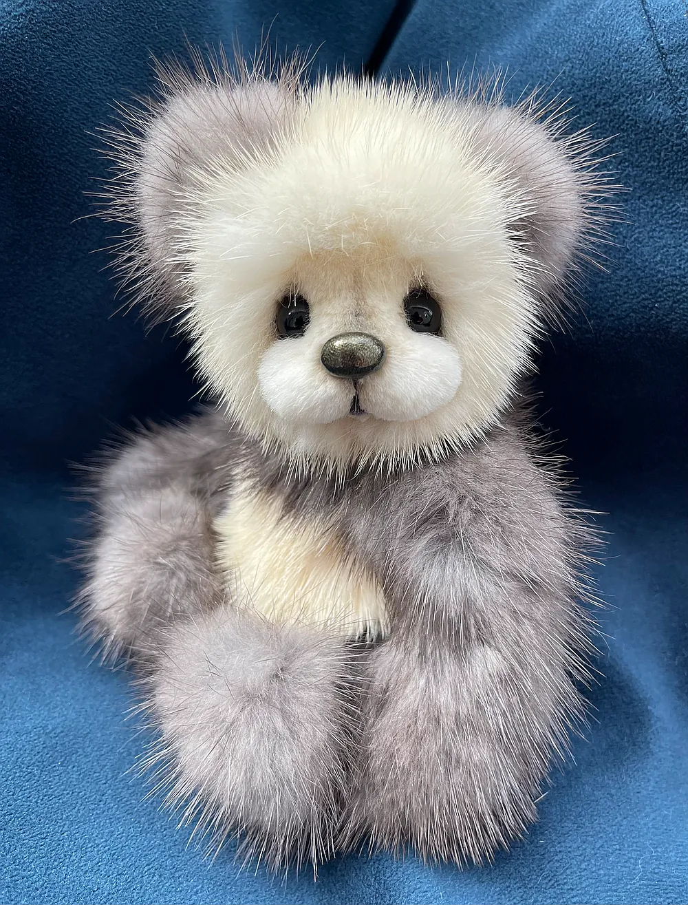 Ashley by Ingrid Gilbert of Ellery Bears - Bear Pile