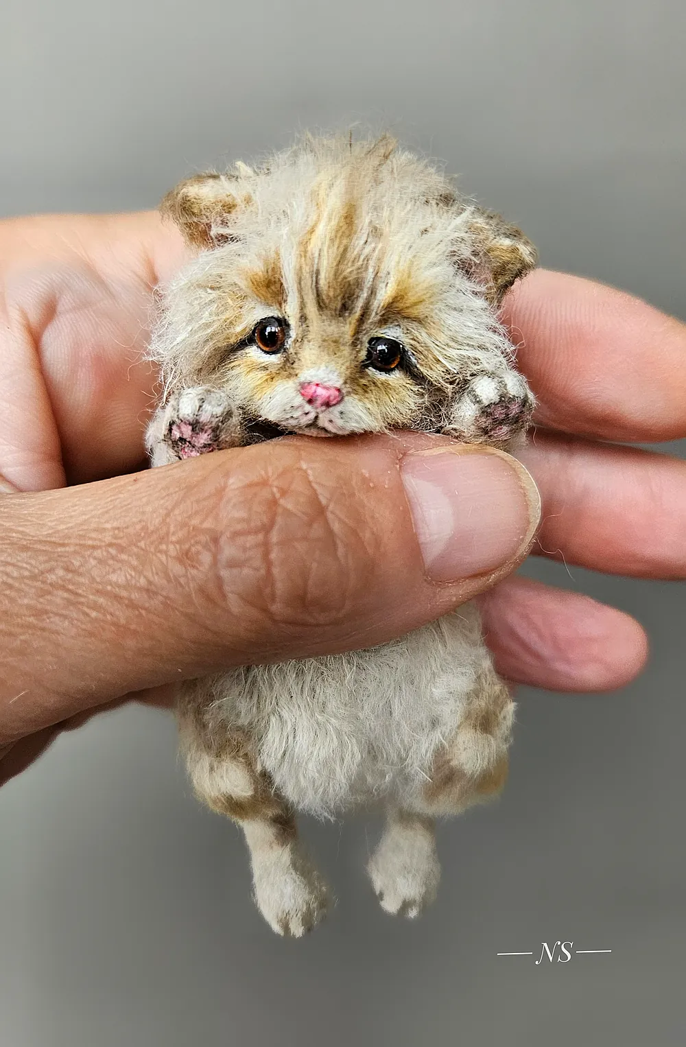 Fluffy kitten by Natalie Sokolova - Bear Pile