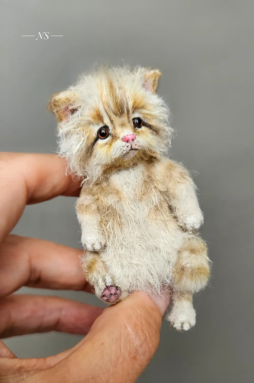 Fluffy kitten by Natalie Sokolova - Bear Pile