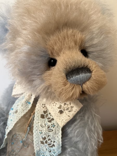 Charlie Bears Je t'amie ぬいぐるみ　テディベア Je'Taime - 1st of three payments by Charlie Bears - Bear Pile