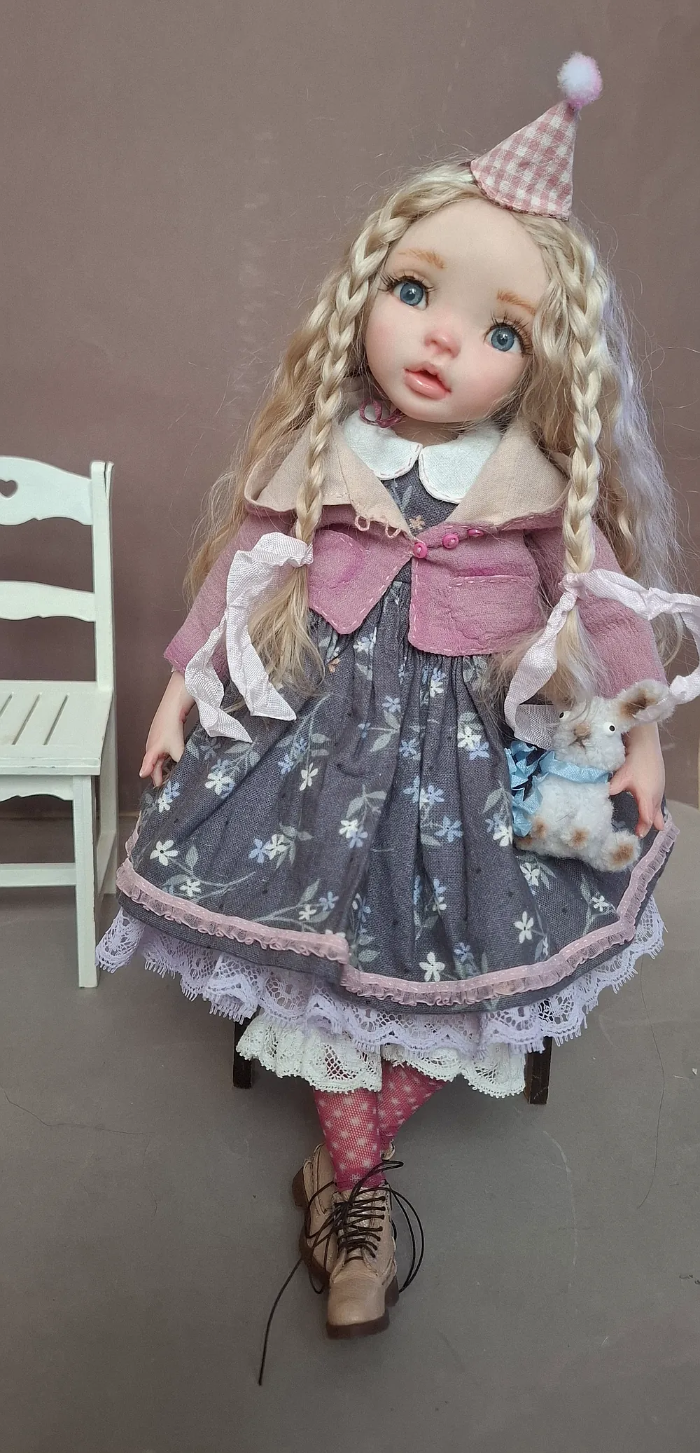 Collectible Boudoir doll Alice by Tatiana Mironova - Bear Pile