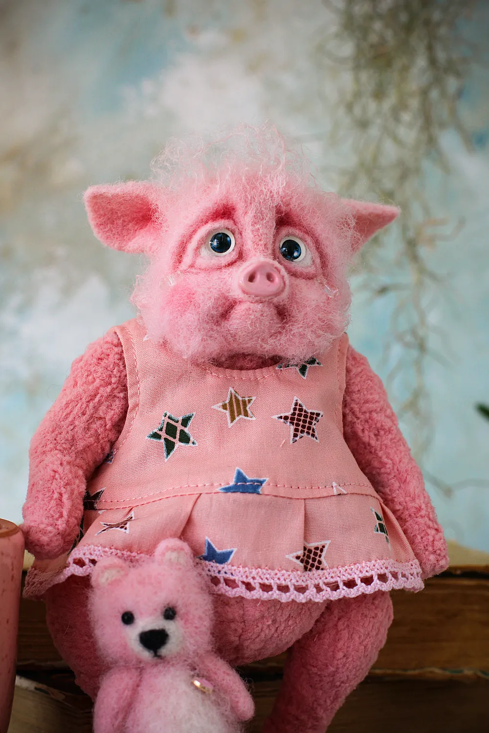 Pig Lily by Ekaterina Vysotskaya - Bear Pile