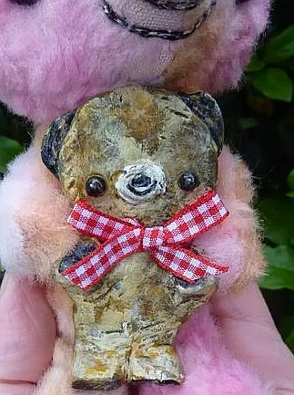 Teddy Bear Loving Cuddle Bear Pink by Hisa Kato - Bear Pile