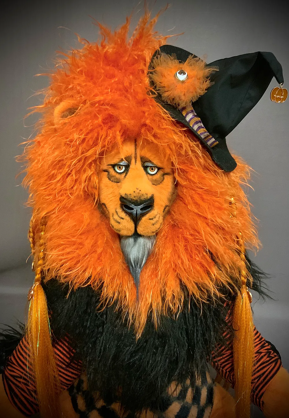 Fantasy lion with the cat Prepayment by Rainbow Art Creatures - Bear Pile