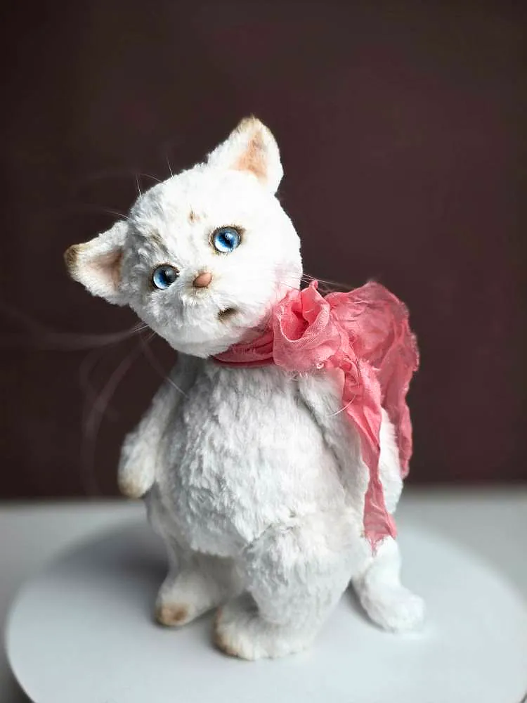 Yuki the Cat The Cat Returns by S by Valentina Avdotseiko - Bear Pile