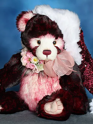 Graham by Charlie Bears - Bear Pile