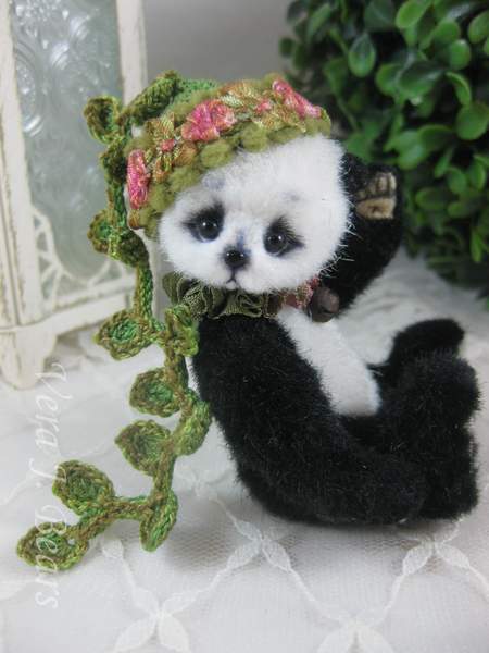 Little Panda Lan by Vera J.Bears - Bear Pile