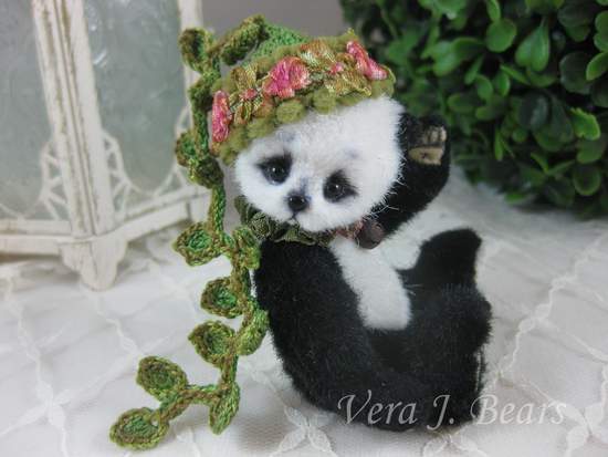 Little Panda Lan by Vera J.Bears - Bear Pile