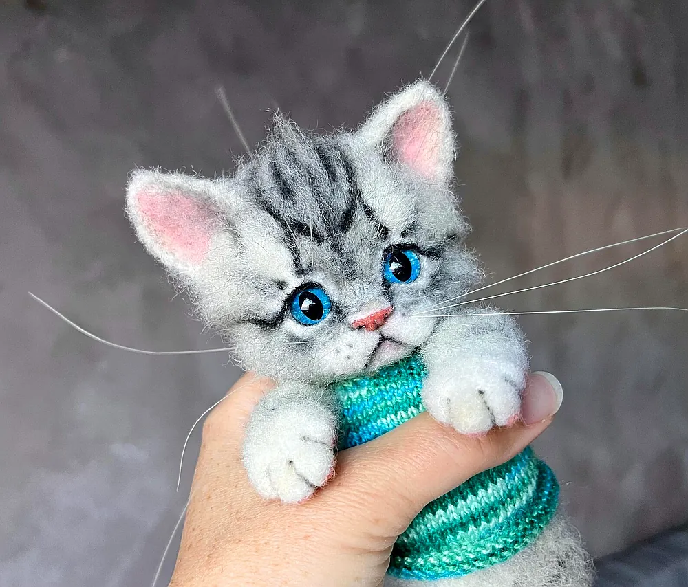 Silver tabby kitten by Fenekdolls - Bear Pile