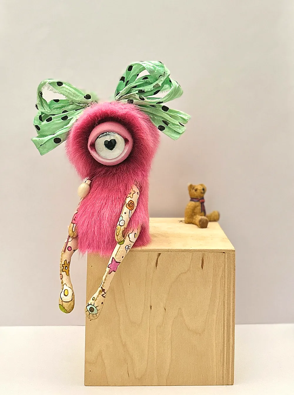 cyclops ひとつめちゃんドールJulia golub BELLAMY BLOOM cyclops doll by Julia Gilub - Bear Pile