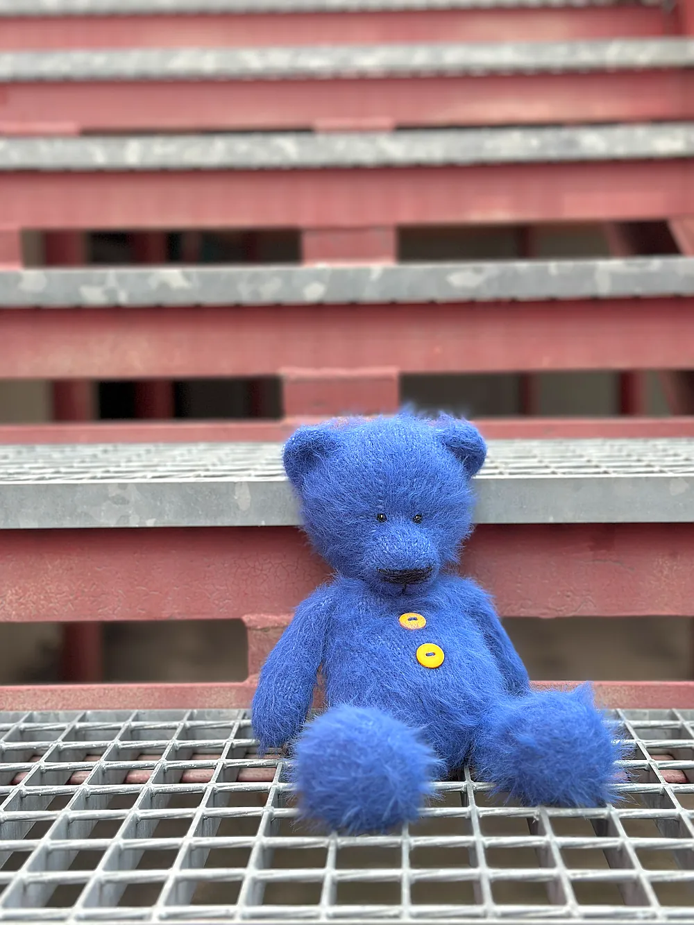 JAMMY JASPER Teddy Bear by Julia Golub - Bear Pile