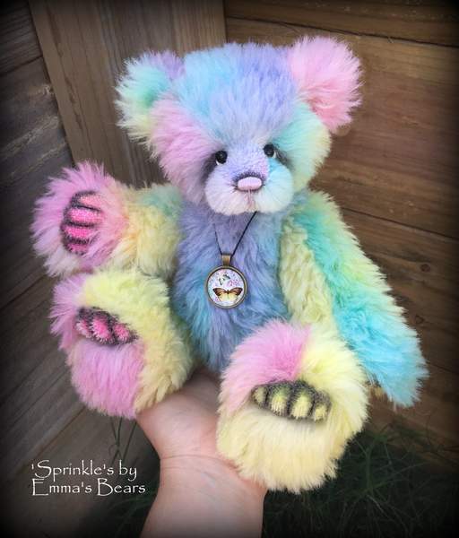 Sprinkles by Emma and Mark Nicholson Bear Pile