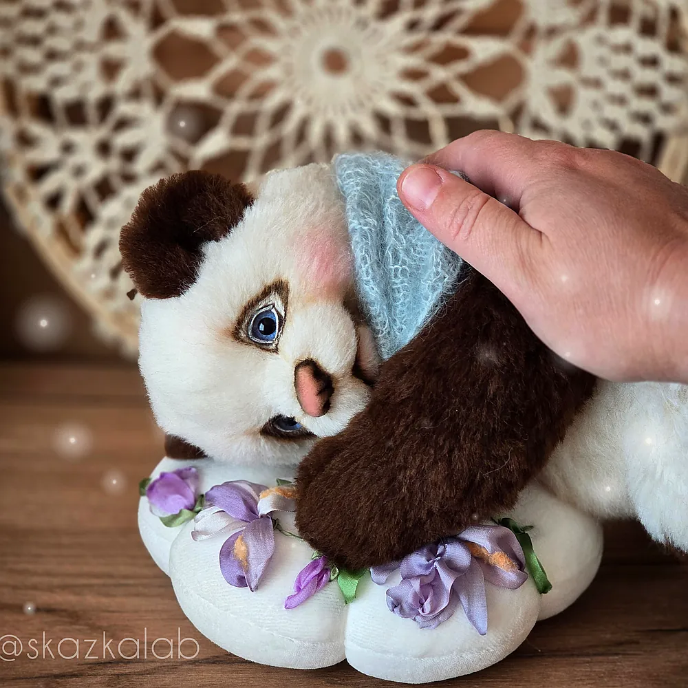 Iris by Victoria Makarova - Bear Pile