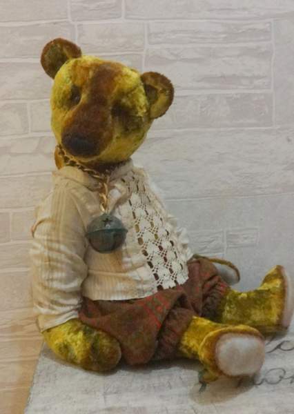 old friend by Anna Rudenko - Bear Pile