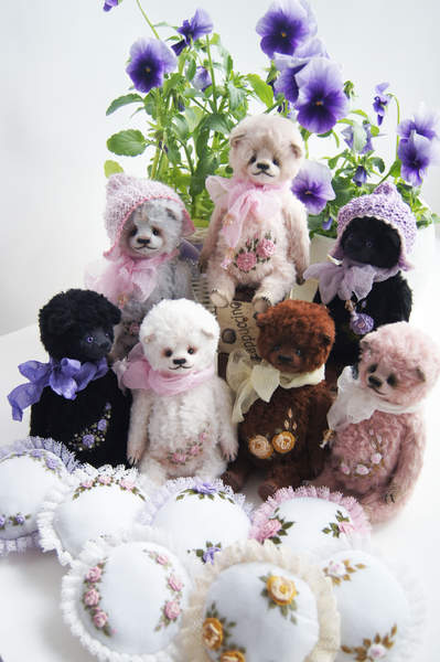 Azalea by Valentina Davletgareeva - Bear Pile