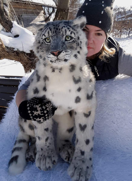 IRBIS Snow leopard by Bogacheva Olga - Bear Pile